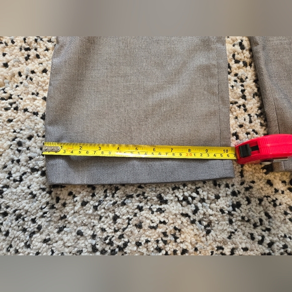 RICKI's grey dress pants. Size 8. Polyester & Rayon - Picture 5 of 10